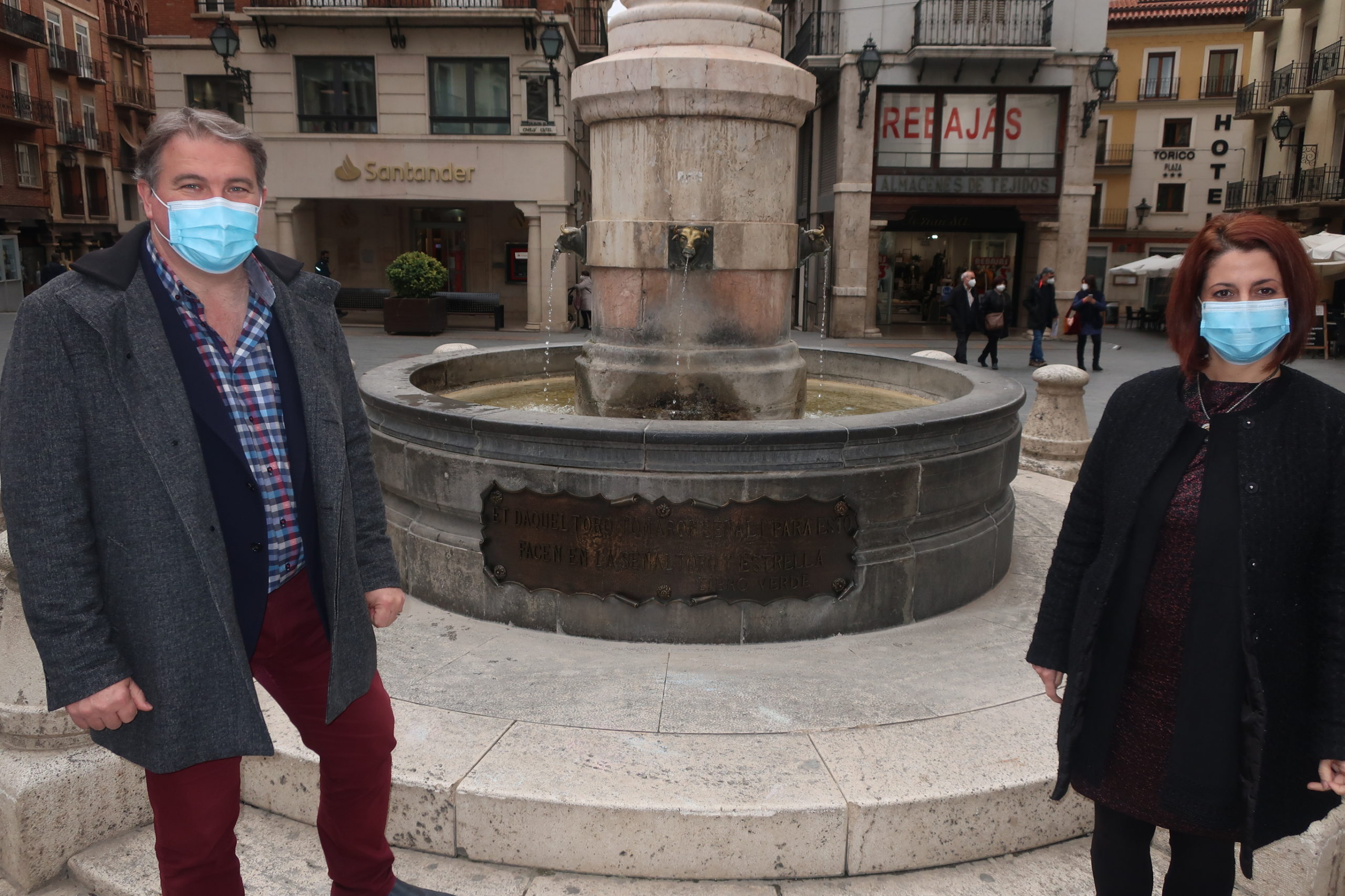 La alcaldesa de Teruel, Emma Buj, y el concejal de Infraestructuras, Juan Carlos Cruzado, TeruelTurismo GoAragon